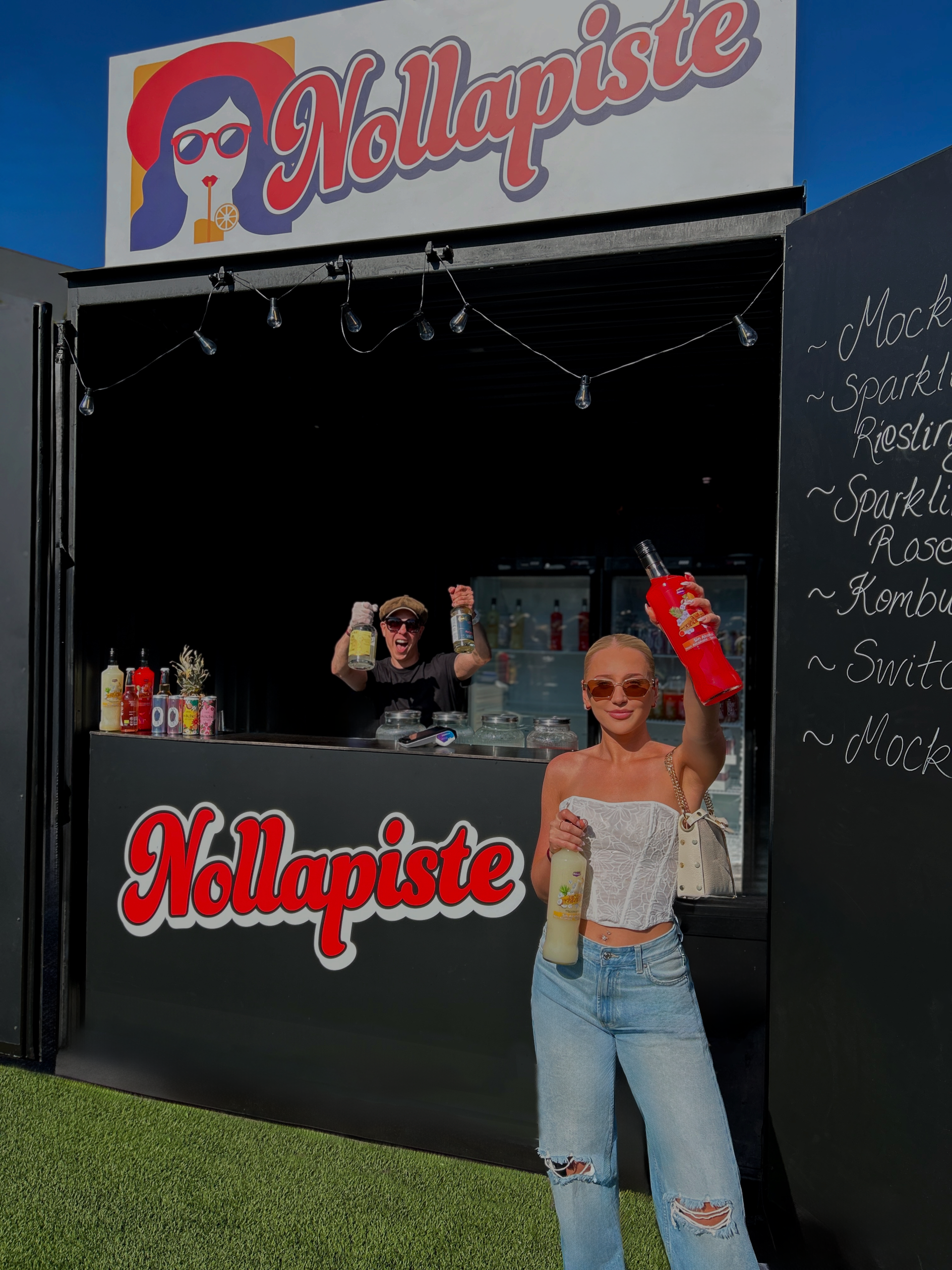 Festivaalikoju, Nollapiste yritys, myy alkoholittomia tuotteita, mocktaileja ja mocktailjäitä. Palvelut